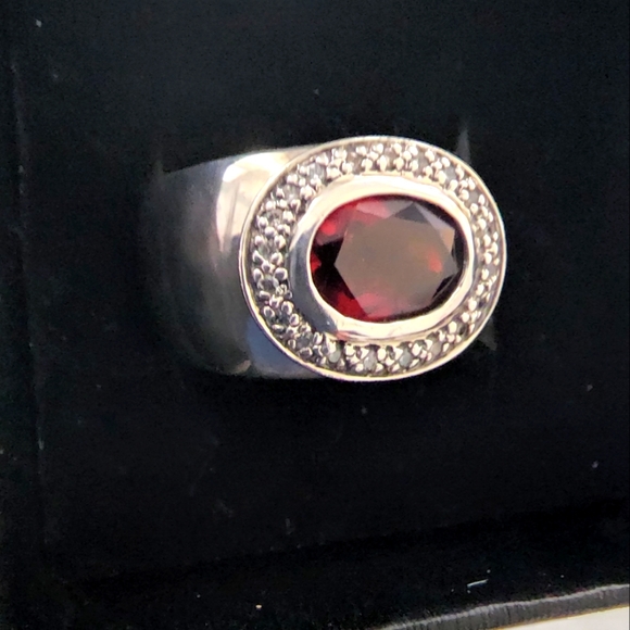 Garnet Ring - Picture 3 of 4